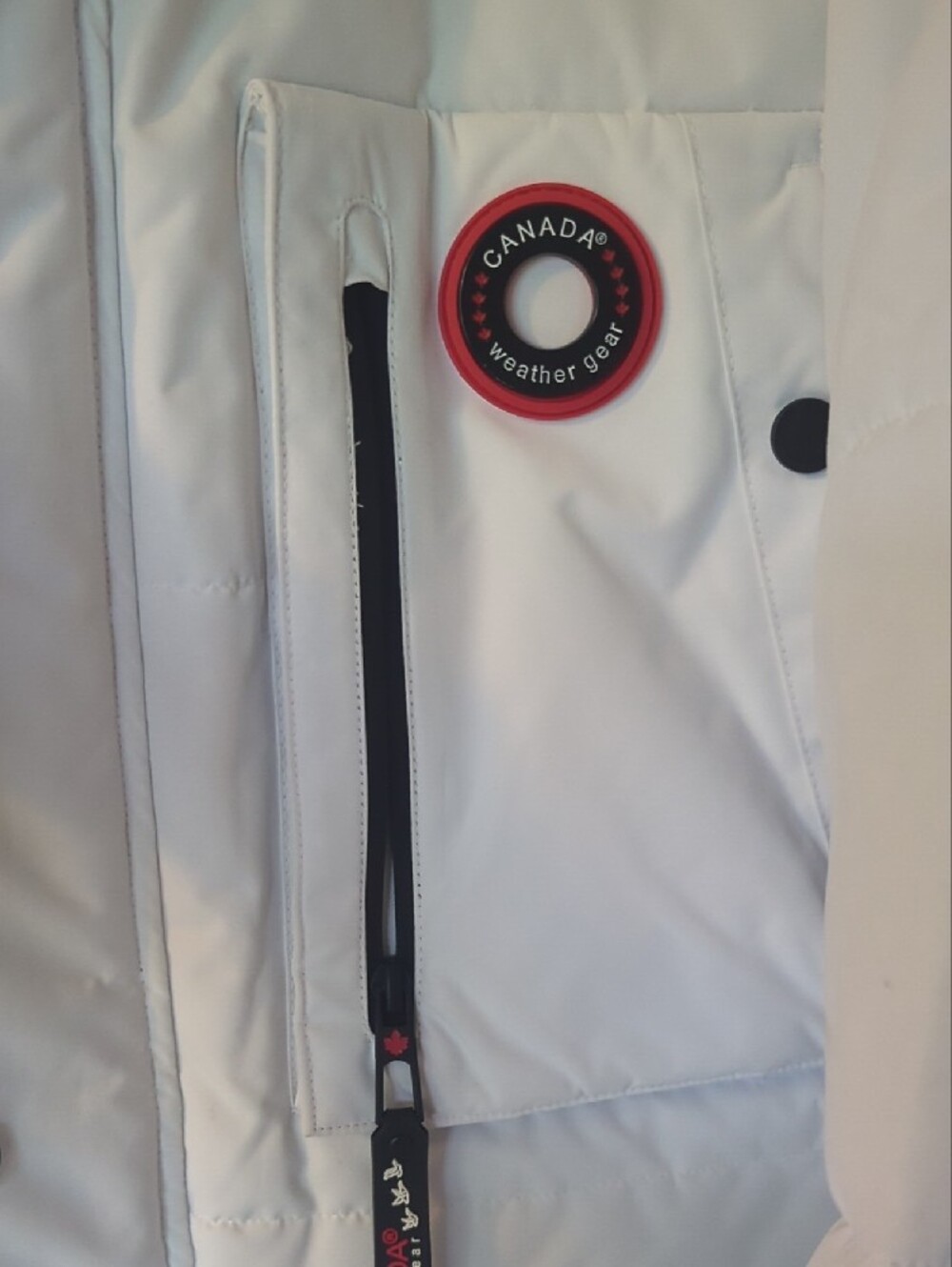 Canada Peak Women's White Insulated Ski Parka with Hood - Picture 6 of 12